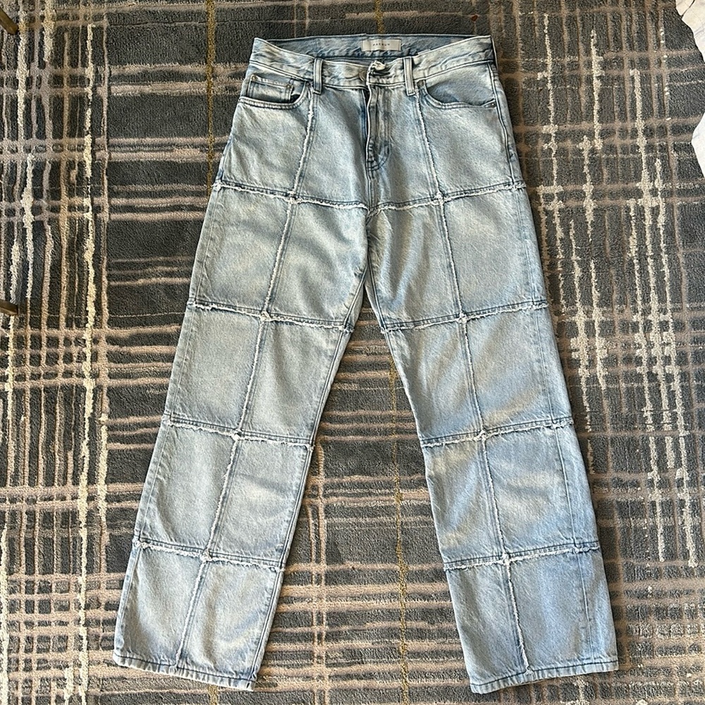 Pacsun light washed jeans with distressed pattern